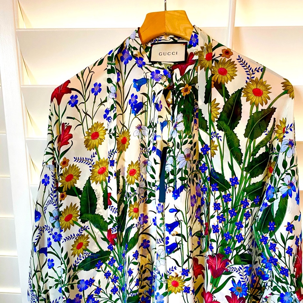 Gucci 100% Authentic Silk Crepe de Chine